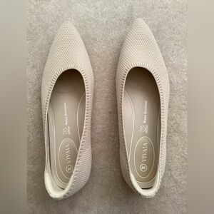 VIVAIA Cream Women's Flats